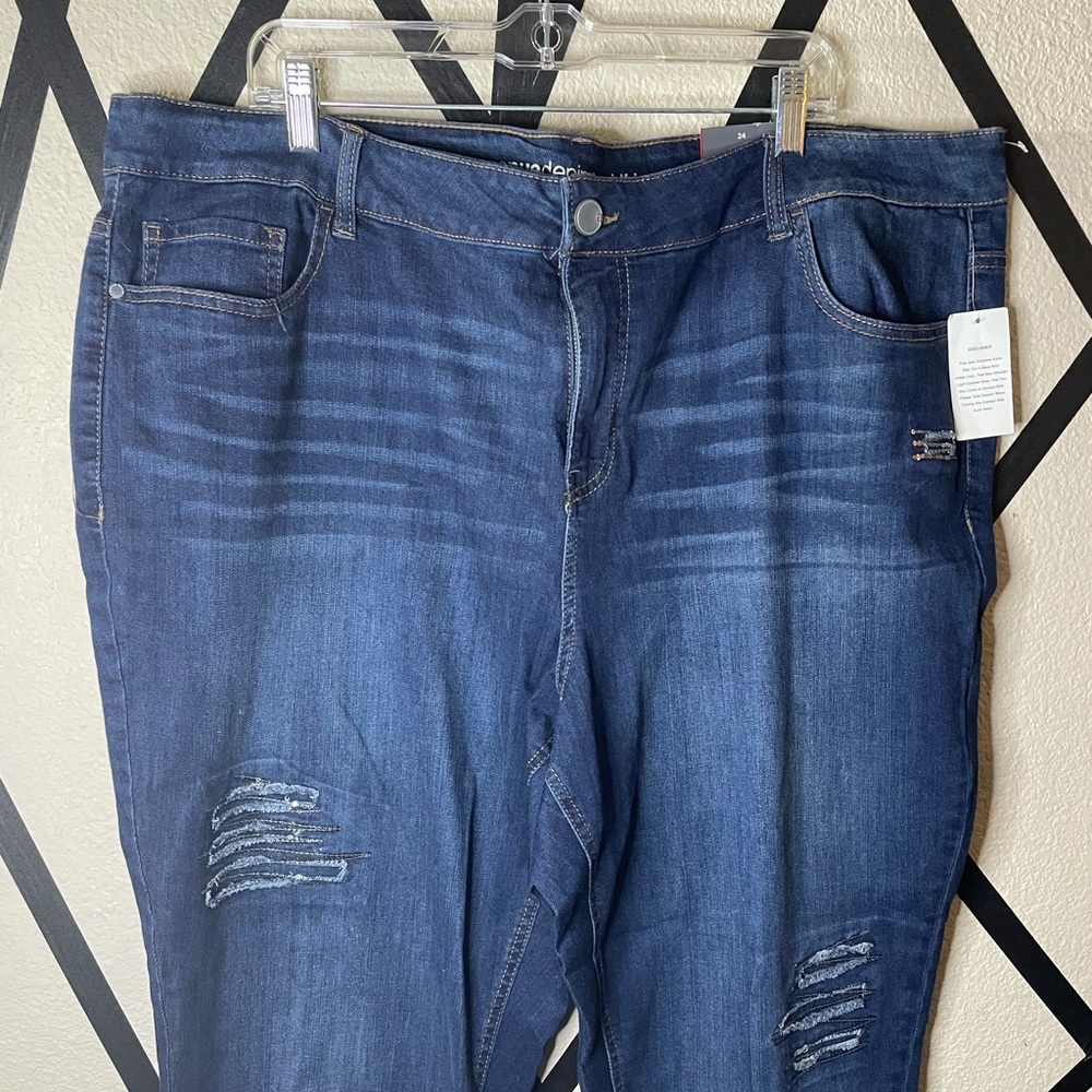 NWT Avenue Girlfriend Jeans